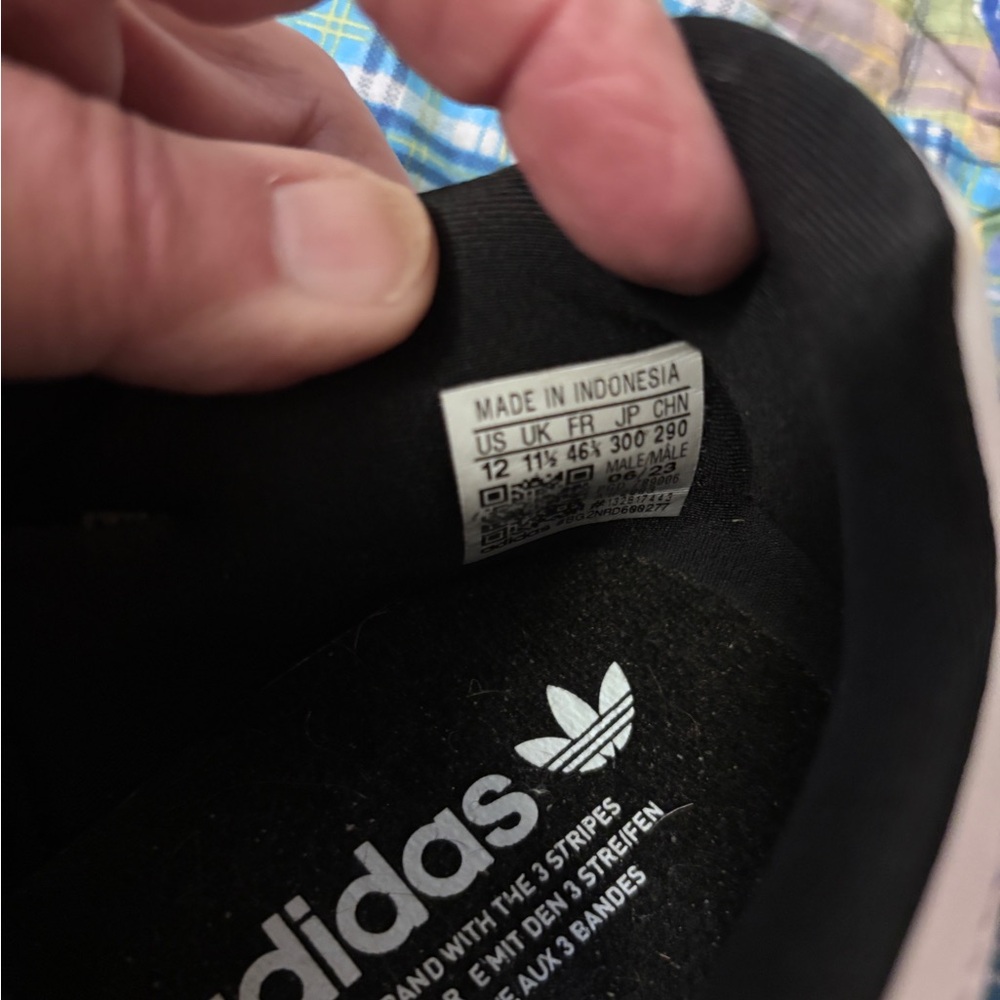 Adidas Men's Black and White Classic Sneakers Retropy E5 size 12. Like new!! - Picture 4 of 9